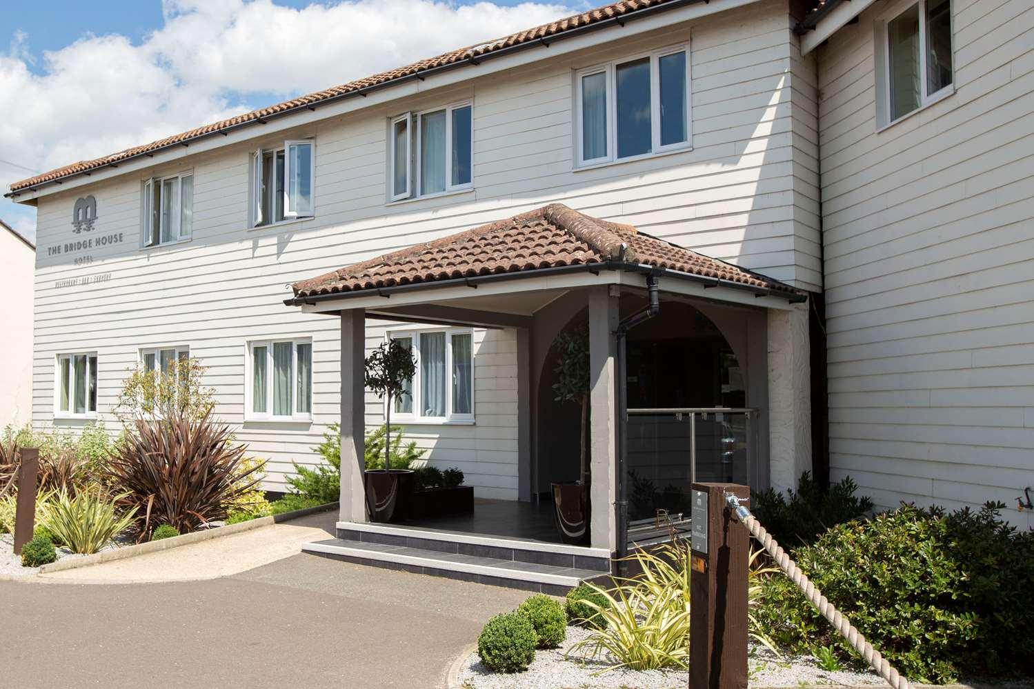 The Bridge House; BW Signature Collection Ferndown Eksteriør billede